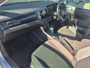 Volkswagen Polo hatch 1.0TSI Life auto - Image 19