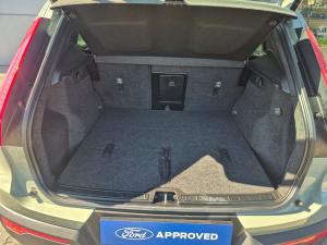 Volvo XC40 B4 Plus Dark - Image 10