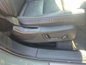 Volvo XC40 B4 Plus Dark - Image 27