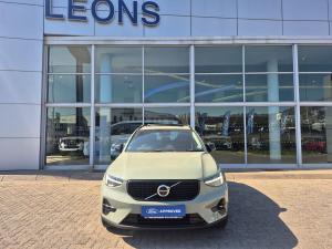 Volvo XC40 B4 Plus Dark - Image 2