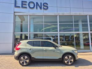 Volvo XC40 B4 Plus Dark - Image 4