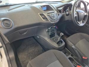 Ford Fiesta 5-door 1.4 Ambiente (aircon+audio) - Image 24