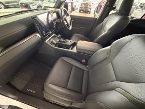 Lexus GX 550 Overtrail - Image 7