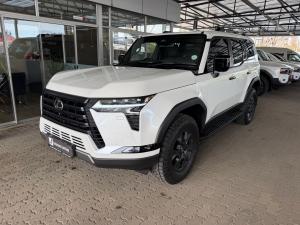 Lexus GX 550 Overtrail - Image 19