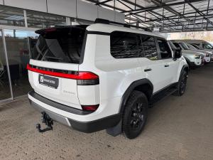 Lexus GX 550 Overtrail - Image 2