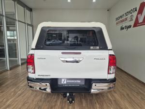 Toyota Hilux 2.4GD-6 double cab Raider manual - Image 5