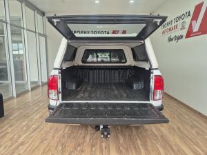 Toyota Hilux 2.4GD-6 double cab Raider manual - Image 14