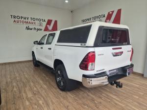 Toyota Hilux 2.4GD-6 double cab Raider manual - Image 17