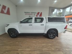 Toyota Hilux 2.4GD-6 double cab Raider manual - Image 18