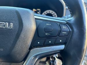 Isuzu D-Max 1.9TD double cab LS auto - Image 10