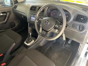Volkswagen Polo Vivo hatch 1.6 Comfortline auto - Image 7