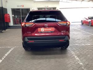 Toyota RAV4 2.0 GX auto - Image 5