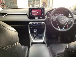 Toyota RAV4 2.0 GX auto - Image 6