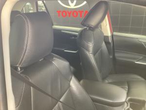Toyota RAV4 2.0 GX auto - Image 17