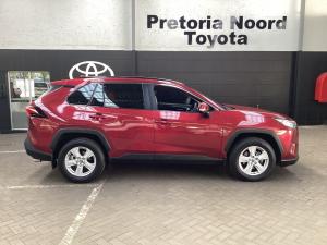 Toyota RAV4 2.0 GX auto - Image 3