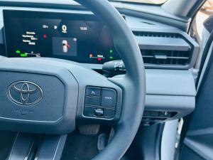 Toyota RAV4 2.5 HEV GX E-Four - Image 10