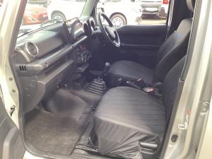 Suzuki Jimny 1.5 GLX AllGrip 5-door manual - Image 7