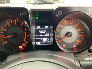 Suzuki Jimny 1.5 GLX AllGrip 5-door manual - Image 11