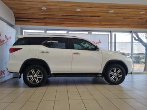 Toyota Fortuner 2.4GD-6 auto - Image 3
