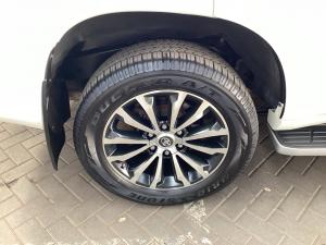 Toyota Land Cruiser Prado 2.8GD VX-L - Image 20