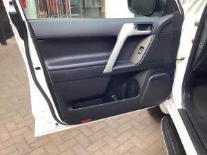 Toyota Land Cruiser Prado 2.8GD VX-L - Image 25