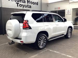 Toyota Land Cruiser Prado 2.8GD VX-L - Image 2