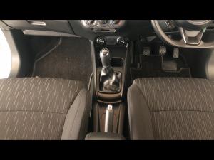 Suzuki Ertiga 1.5 GL manual - Image 15