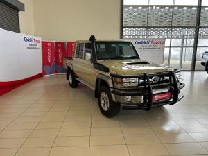 Toyota Land Cruiser 79 4.5D-4D V8 double cab LX - Image 1