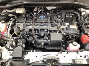 Toyota Corolla Cross 1.8 Hybrid XS - Image 21