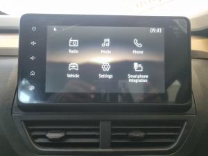 Renault Kiger 1.0 Zen manual - Image 12