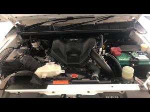 Isuzu D-Max 3.0TD Extended cab LSE 4x4 - Image 14