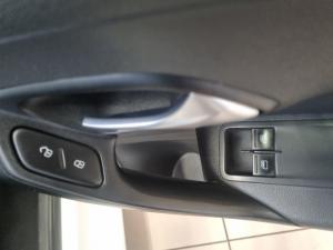 Volkswagen Polo Vivo hatch 1.4 Trendline - Image 19
