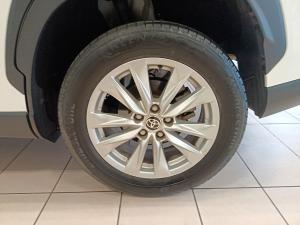 Toyota Corolla Cross 1.8 XS - Image 8