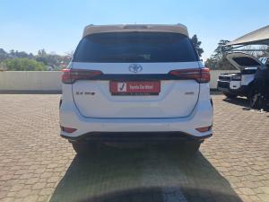 Toyota Fortuner 2.4GD-6 4x4 - Image 5