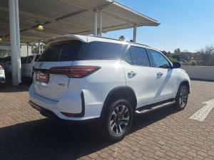 Toyota Fortuner 2.4GD-6 4x4 - Image 2
