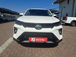 Toyota Fortuner 2.4GD-6 4x4 - Image 4