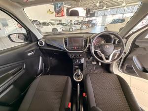 Toyota Vitz 1.0 XR auto - Image 6