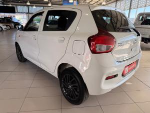 Toyota Vitz 1.0 XR auto - Image 16