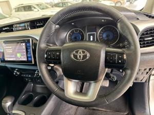 Toyota Hilux 2.8GD-6 double cab Raider auto - Image 8