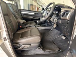 Toyota Hilux 2.8GD-6 double cab Raider auto - Image 16