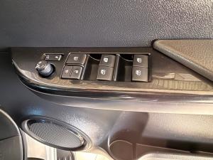 Toyota Hilux 2.8GD-6 double cab Raider auto - Image 23