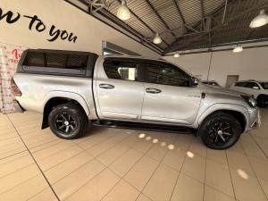 Toyota Hilux 2.8GD-6 double cab Raider auto - Image 3