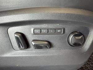 Volkswagen Caravelle 2.0BiTDI Highline 4Motion - Image 12