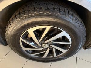Volkswagen Caravelle 2.0BiTDI Highline 4Motion - Image 13