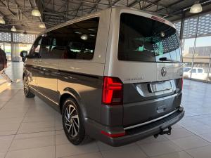 Volkswagen Caravelle 2.0BiTDI Highline 4Motion - Image 15