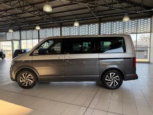 Volkswagen Caravelle 2.0BiTDI Highline 4Motion - Image 16