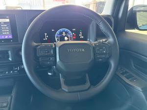 Toyota Land Cruiser FJ 2.7 4x4 VX - Image 8
