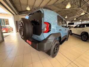 Toyota Land Cruiser FJ 2.7 4x4 VX - Image 2