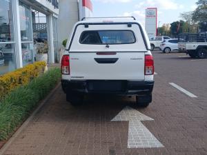 Toyota Hilux 2.4 GD-6 Raider 4X4 automaticD/C - Image 5