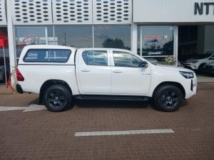 Toyota Hilux 2.4 GD-6 Raider 4X4 automaticD/C - Image 3